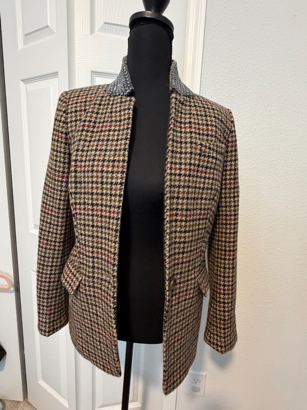 J Crew Houndstooth Wool blazer/jacket- Tan Multi